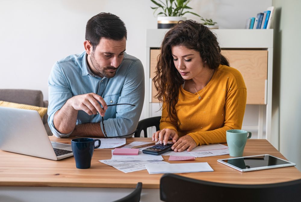 
                                Behind on Bills? Here’s What to Do Before It Hits Your Credit
                        